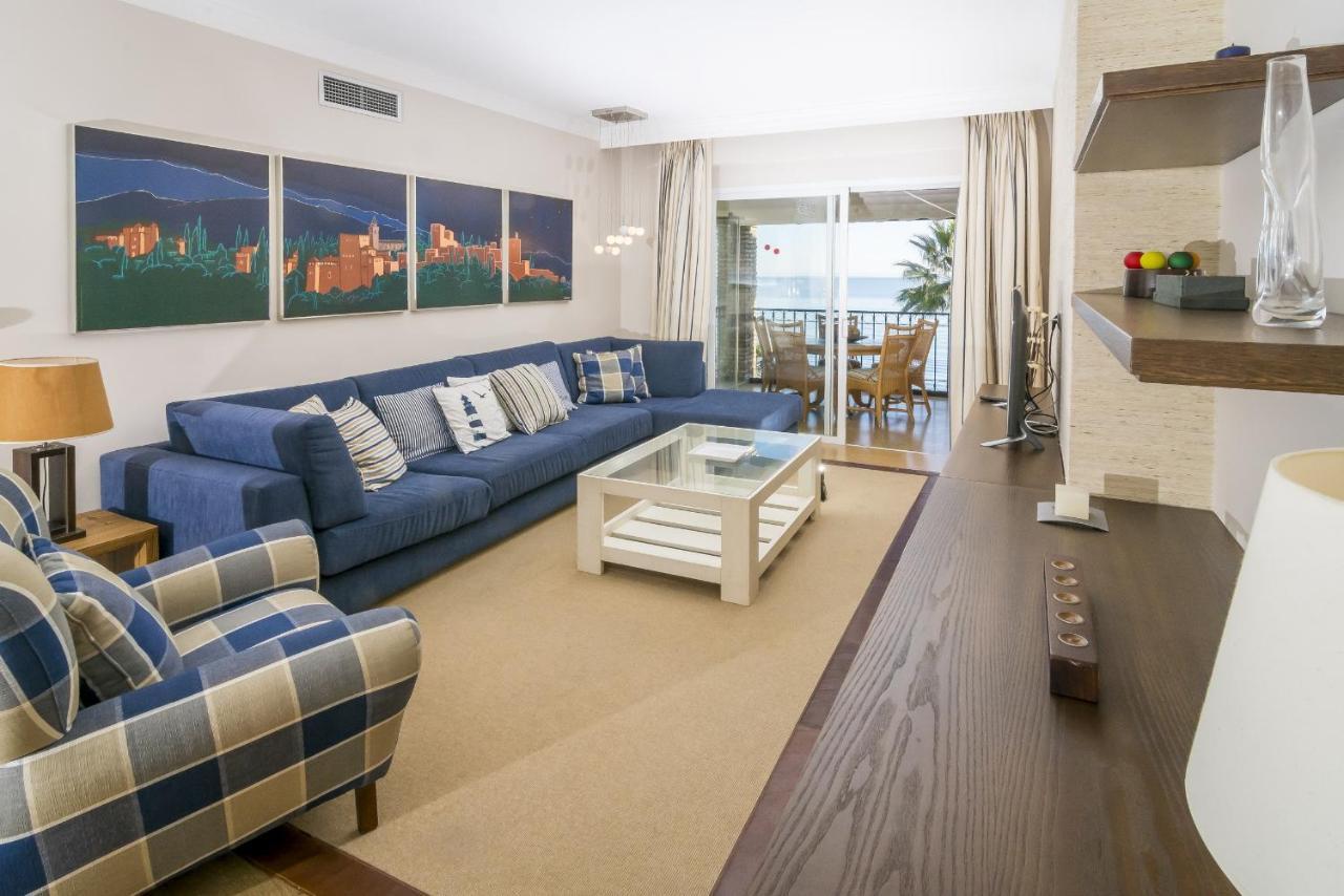 אסטפונה Hb - Comfortable Beachfront Holiday Apartment מראה חיצוני תמונה