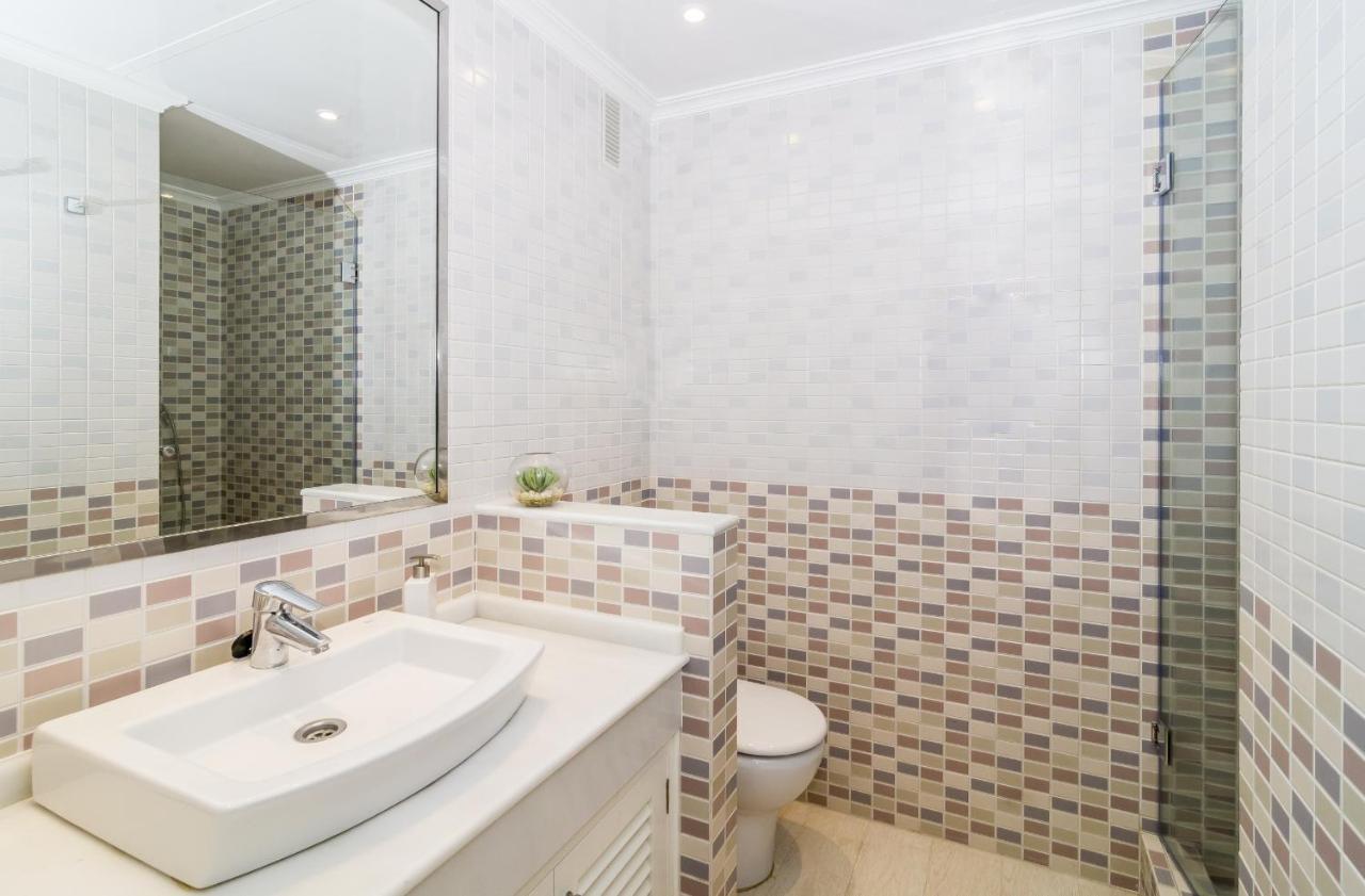 אסטפונה Hb - Comfortable Beachfront Holiday Apartment מראה חיצוני תמונה