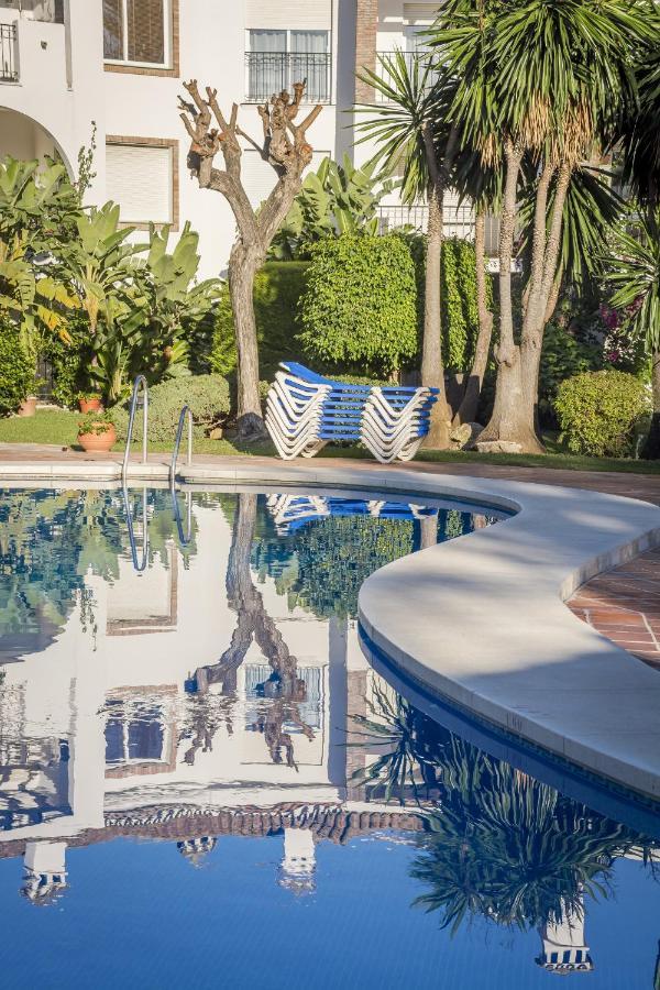 אסטפונה Hb - Comfortable Beachfront Holiday Apartment מראה חיצוני תמונה